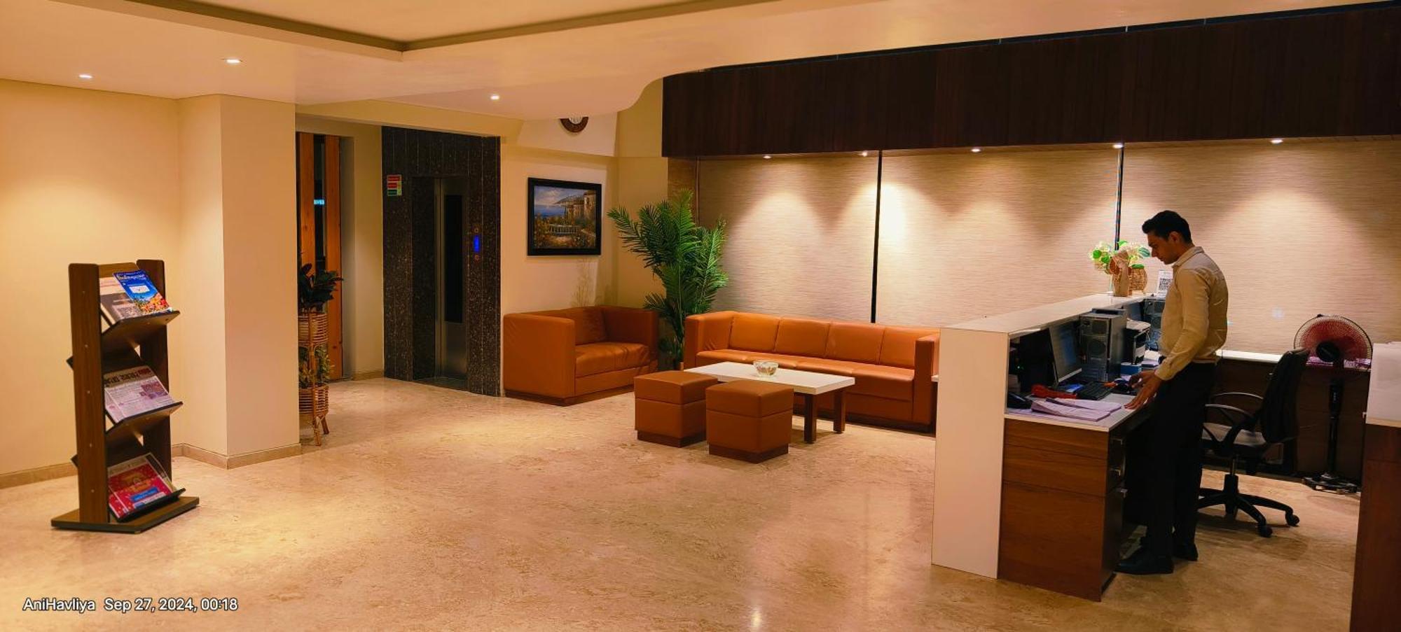 Hotel Virgo Sumeru Bhavnagar Exterior photo